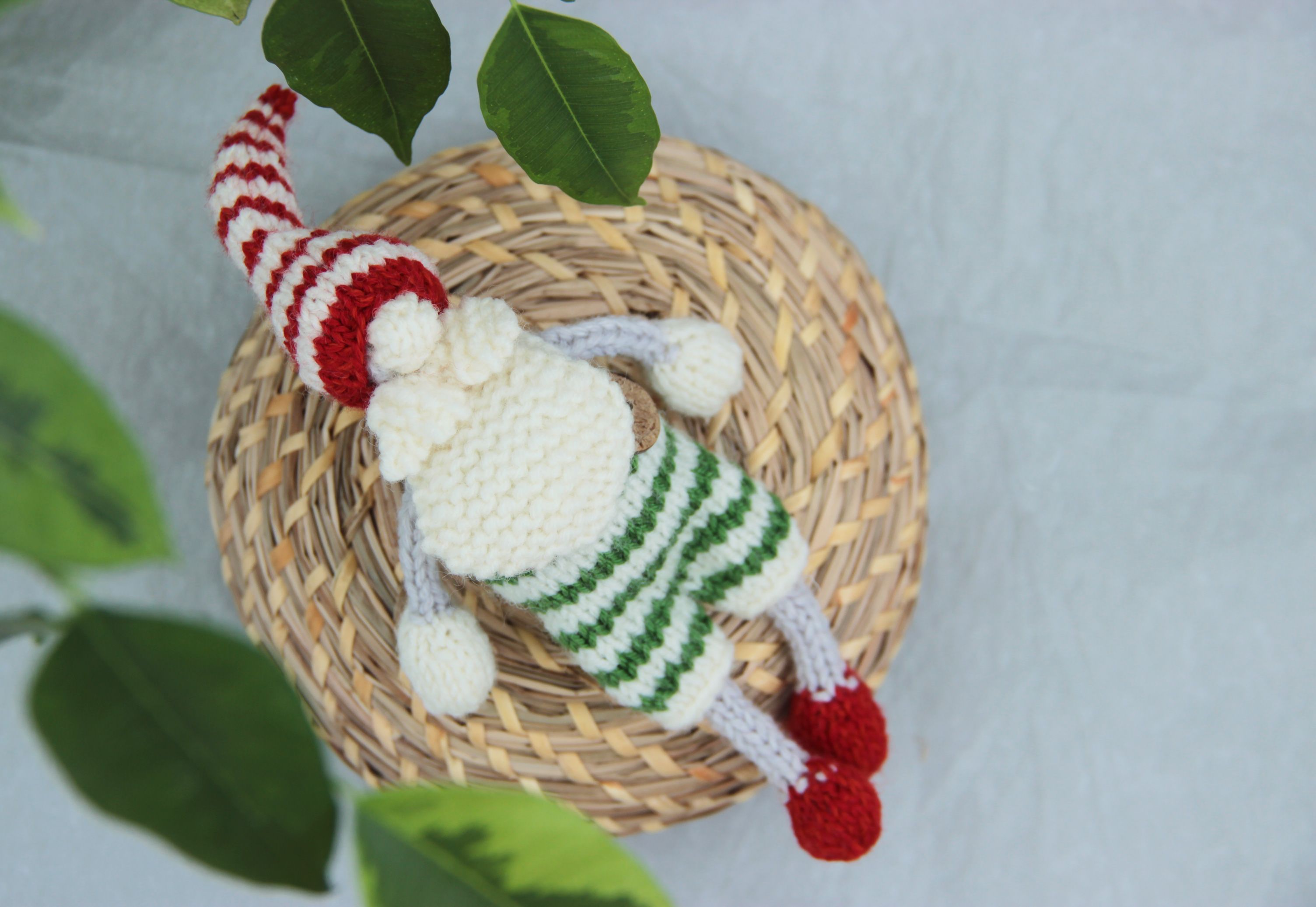 Christmas Gnome Knitting Pattern: Scandinavian Nisse Tomte Toy