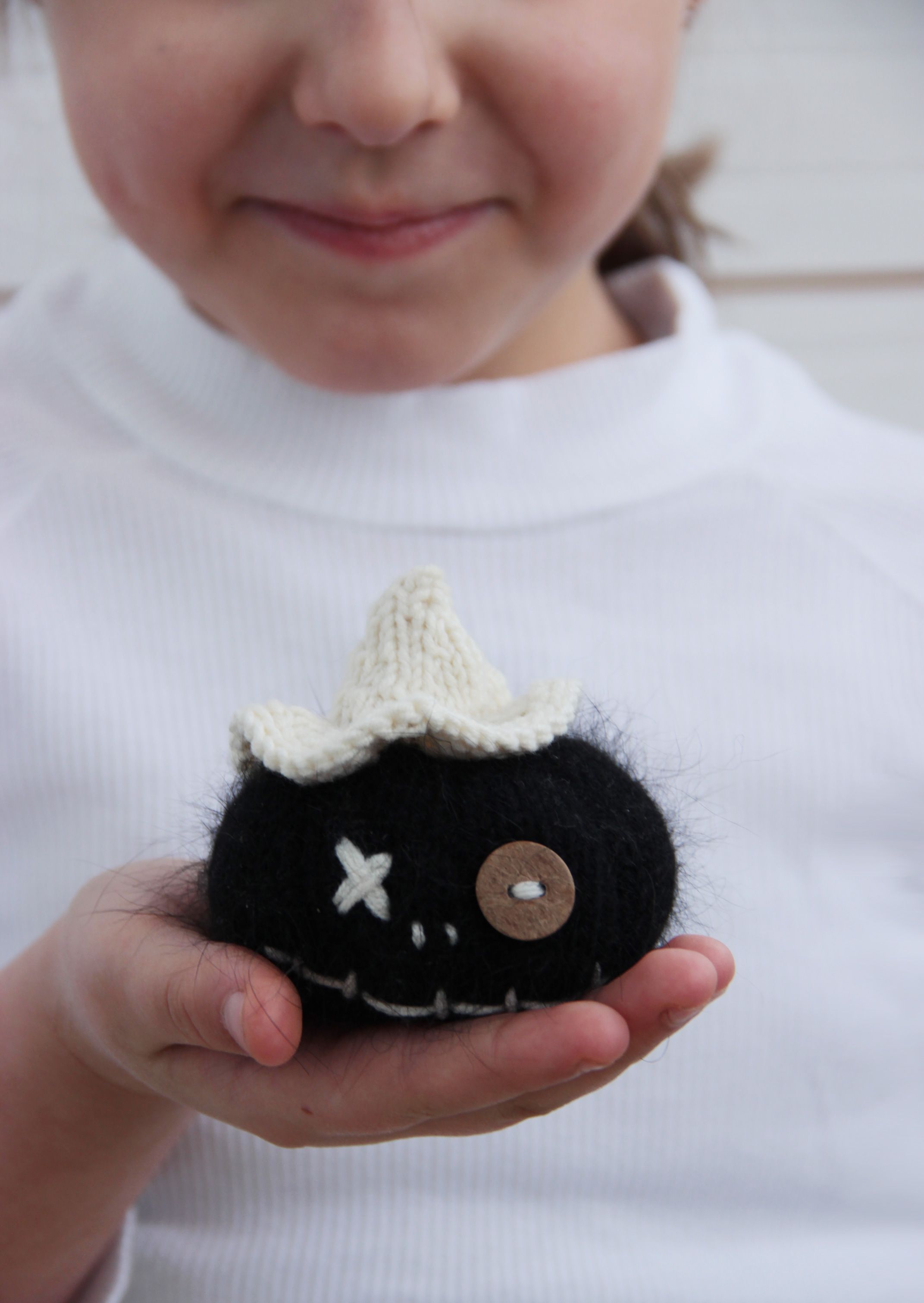 Halloween Pumpkin Knitting Pattern