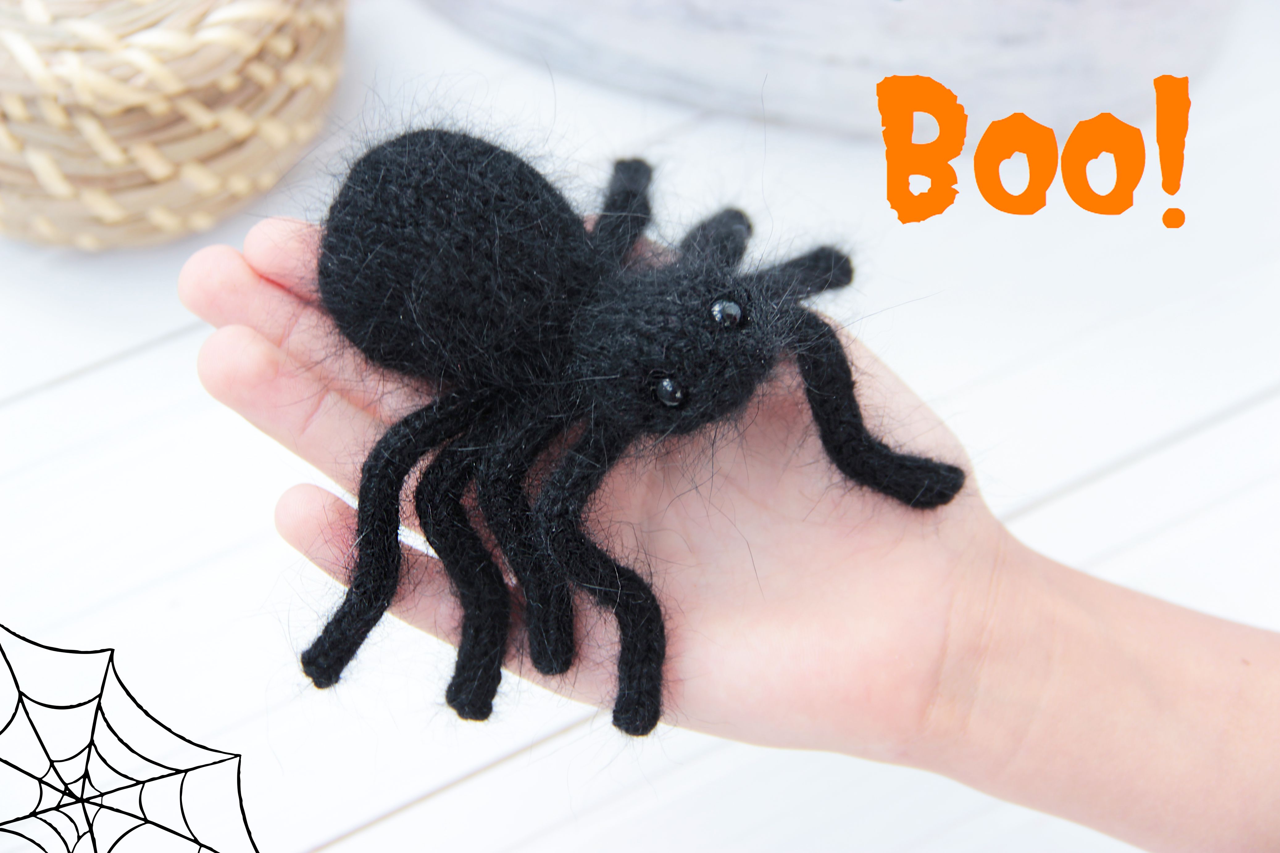 Spider Knitting Pattern: Halloween Toy Tarantula